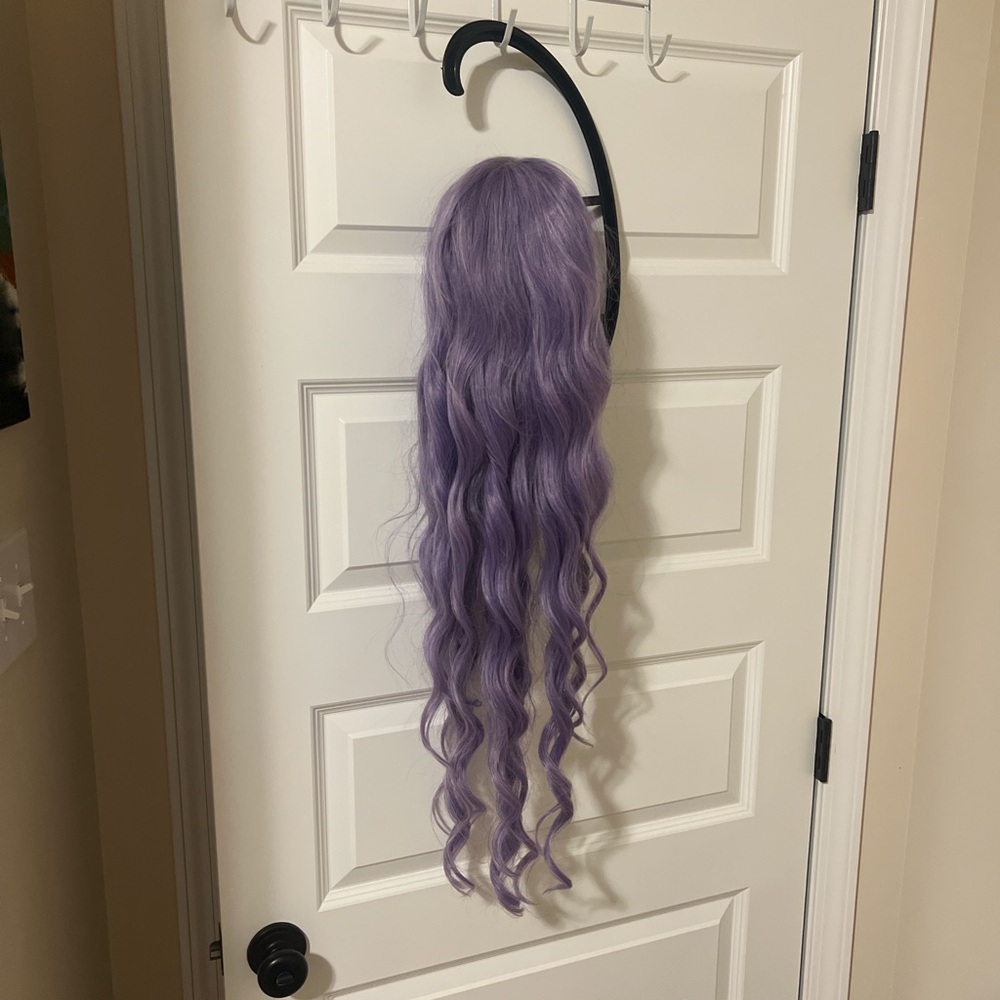 Lit Unicorns 26” Lavender Wavy Wig